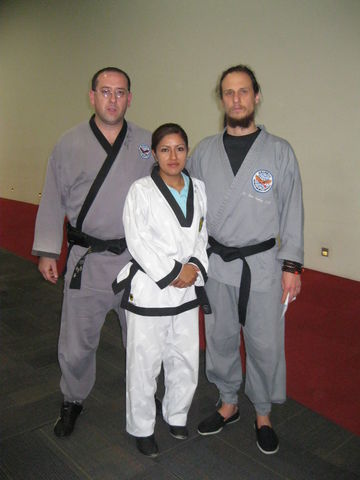 PRFRA. MARICRUZ CON MASTER SEAN BRADLEY Y MASTER OSCAR SANCHEZ